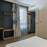 Hotel Centre Gare Porte Du Luxembourg A31- Accueil De Nuit 3*