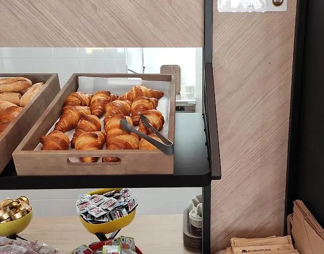 Hotel Centre Gare Porte Du Luxembourg A31- Accueil De Nuit