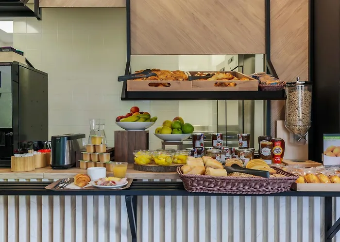 Centre Gare Porte Du Luxembourg A31- Accueil De Nuit Hotel Diedenhofen